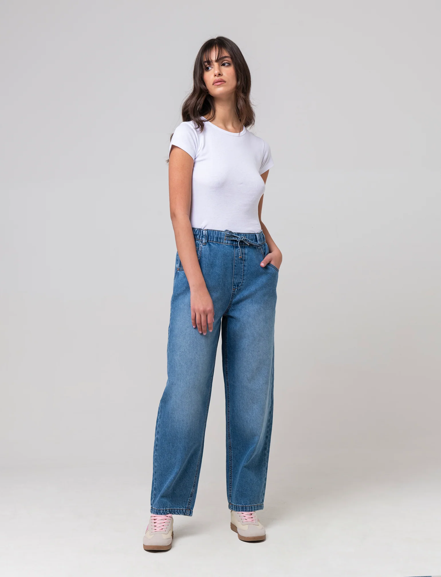 Jogger denim da donna - Denim - Image 2