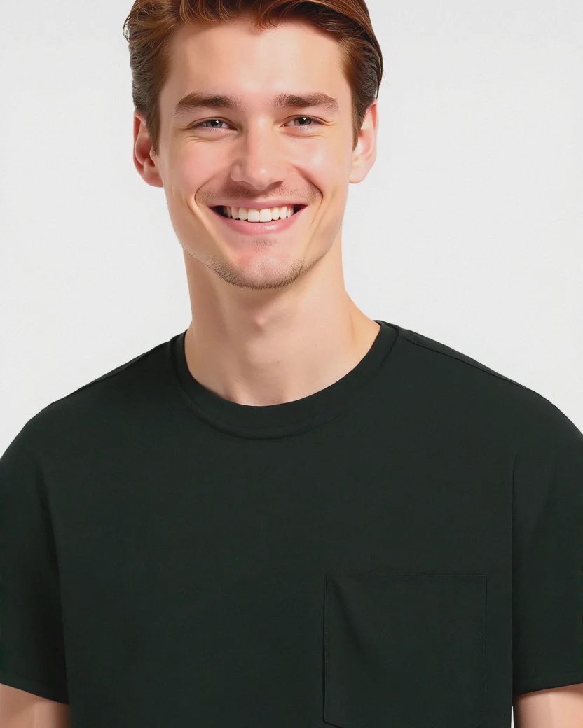 T-SHIRT BASIC CON TASCA - Verde scuro